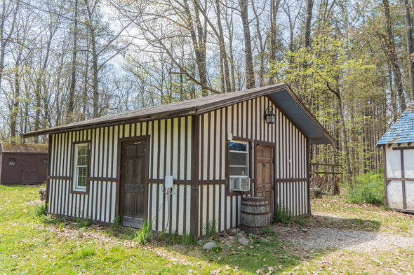 Pendarvin Cabin - MINIMUM 6 PEOPLE