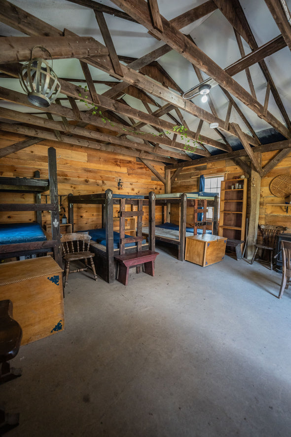 Pendarvin Cabin - MINIMUM 6 PEOPLE