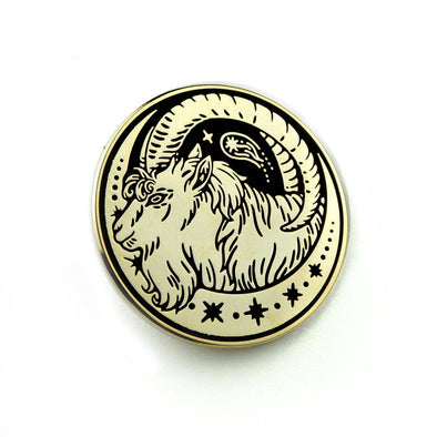 Curious Wanderer Pin - Gold